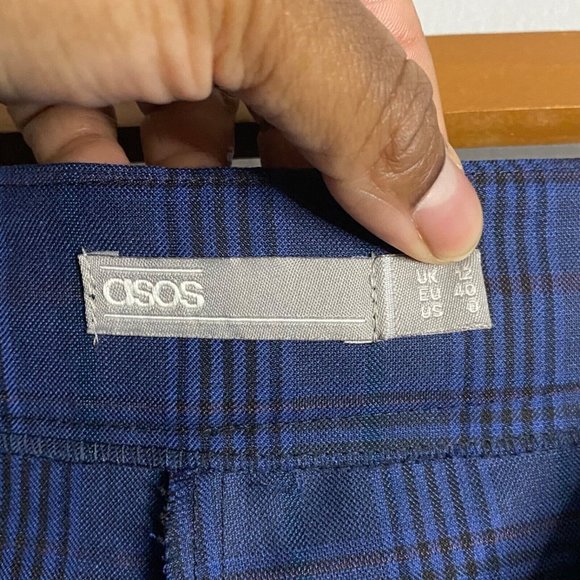 ASOS Women's Blue Pleated Plaid Ankle Pants - Picture 5 of 9